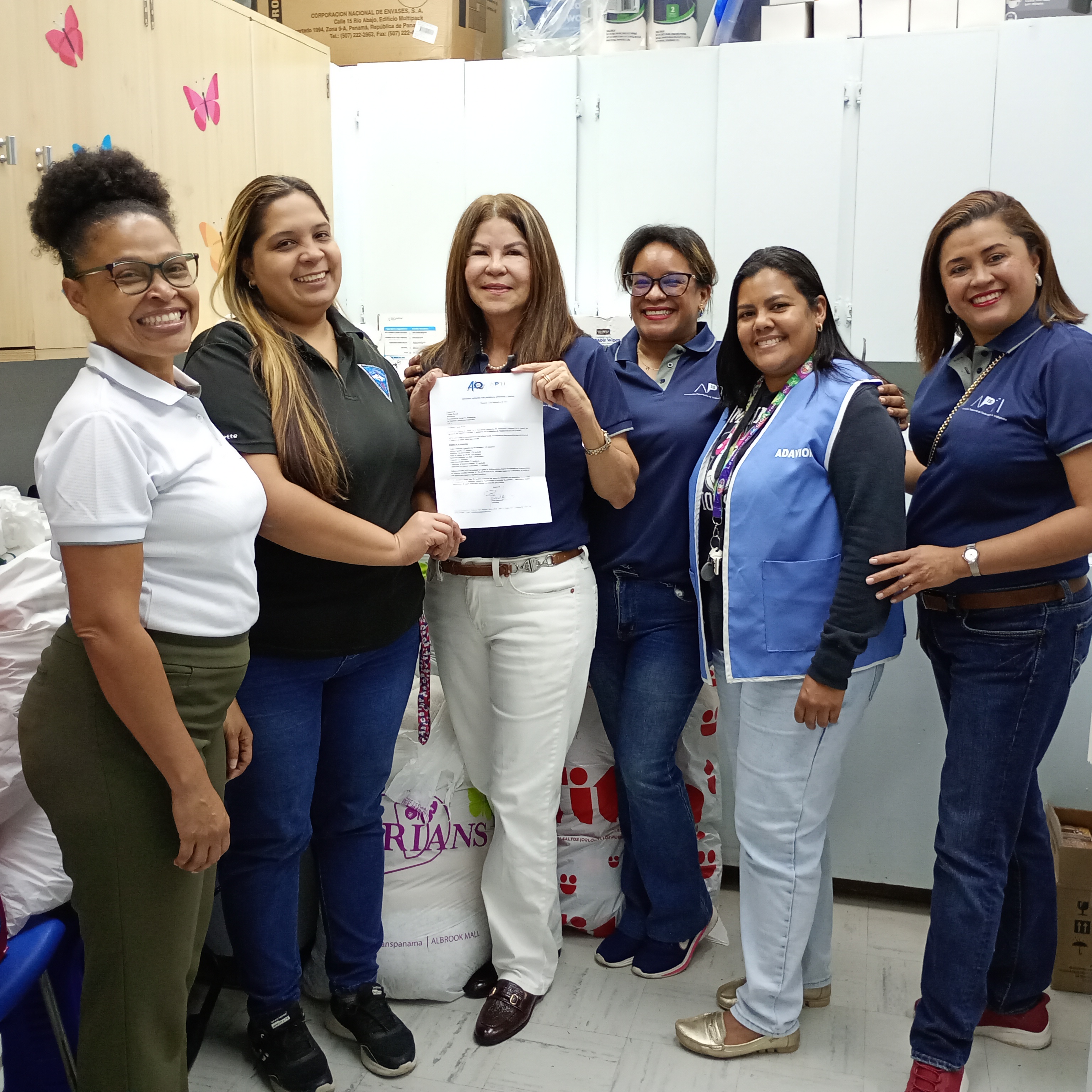 Juntos con Adavion y el Instituto Oncológico
